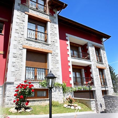 葡萄园小屋公寓 Onís 外观 照片