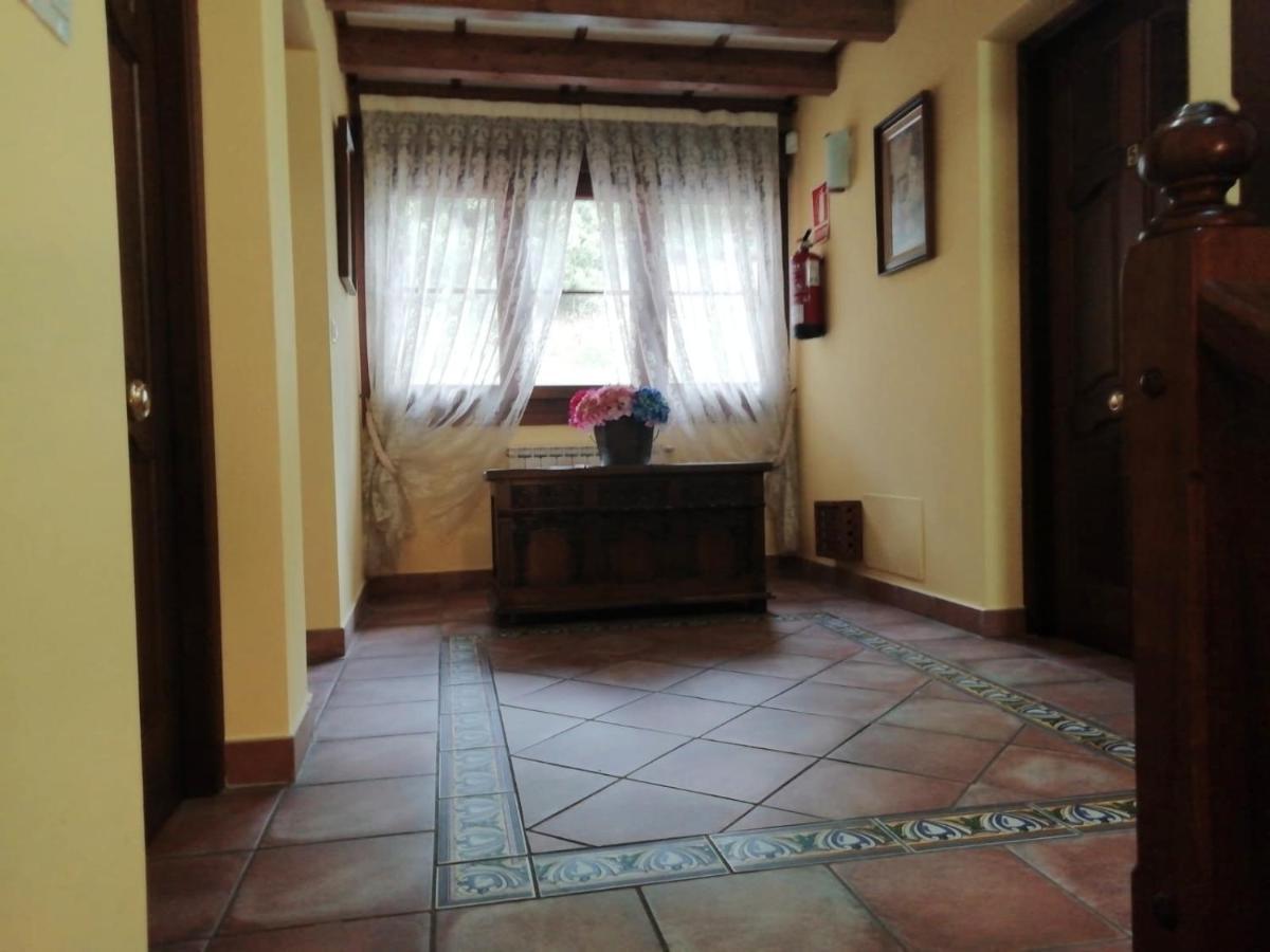 葡萄园小屋公寓 Onís 外观 照片