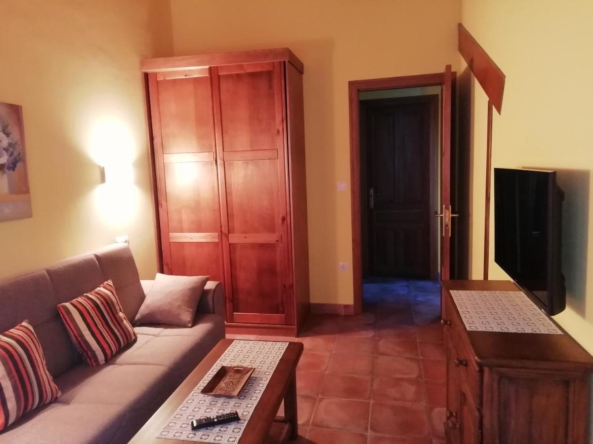 葡萄园小屋公寓 Onís 外观 照片