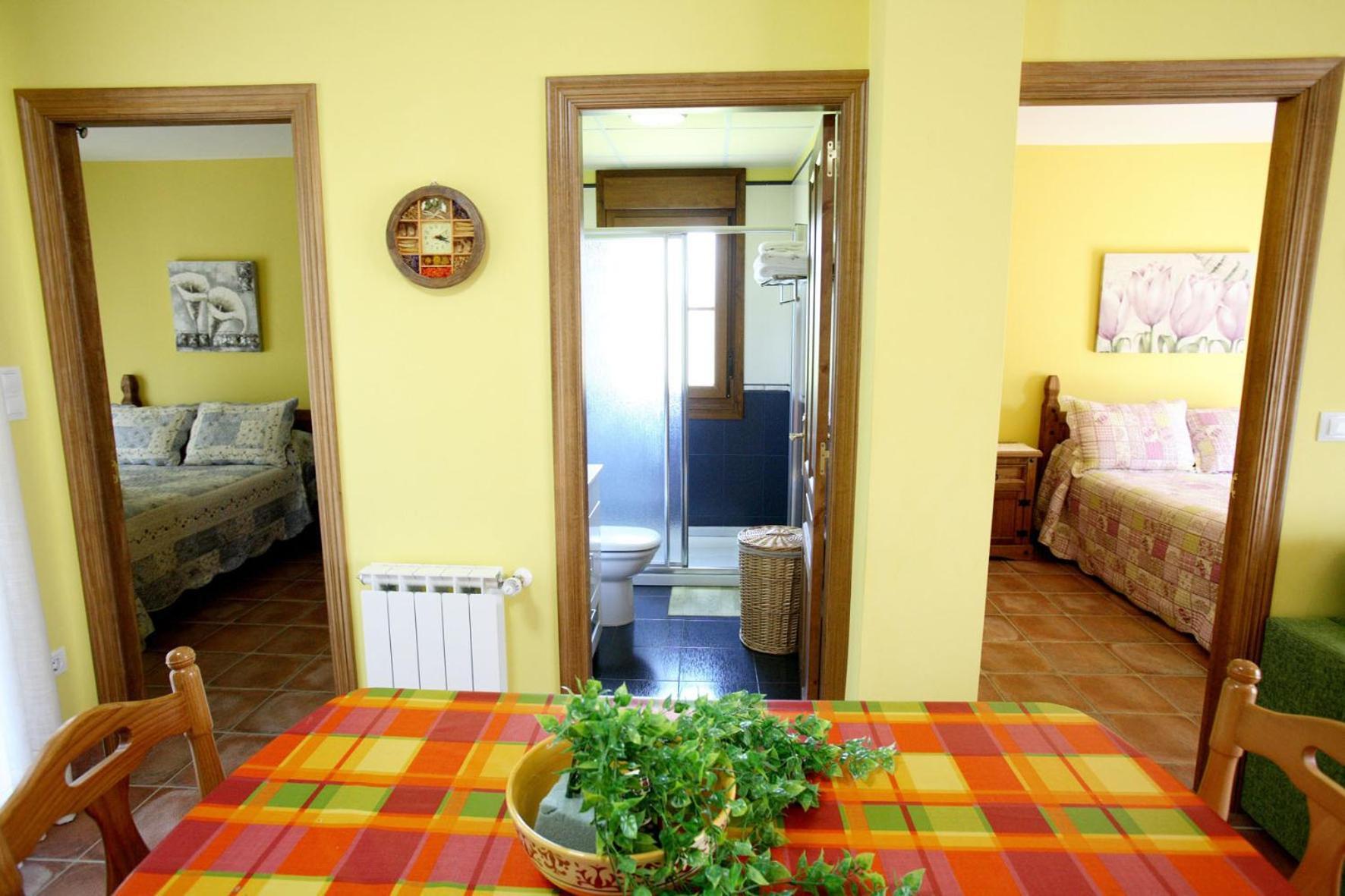 葡萄园小屋公寓 Onís 外观 照片