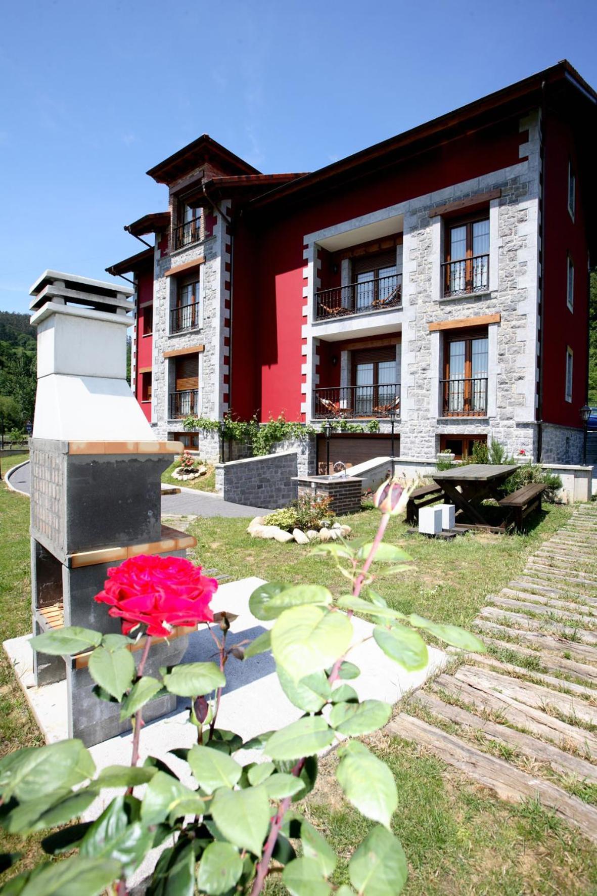 葡萄园小屋公寓 Onís 外观 照片